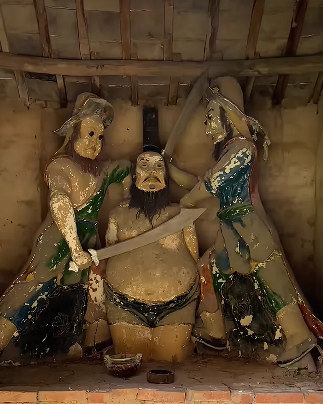 Representación posterior de Wang Mang en un templo asociado con Liu Xiu