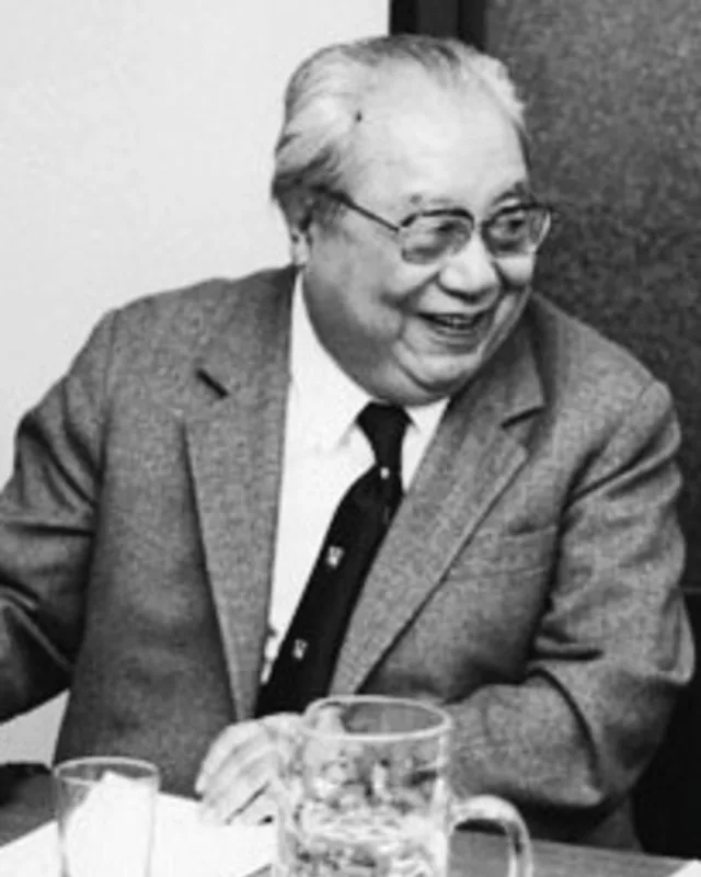 Retrato de Fei Xiaotong